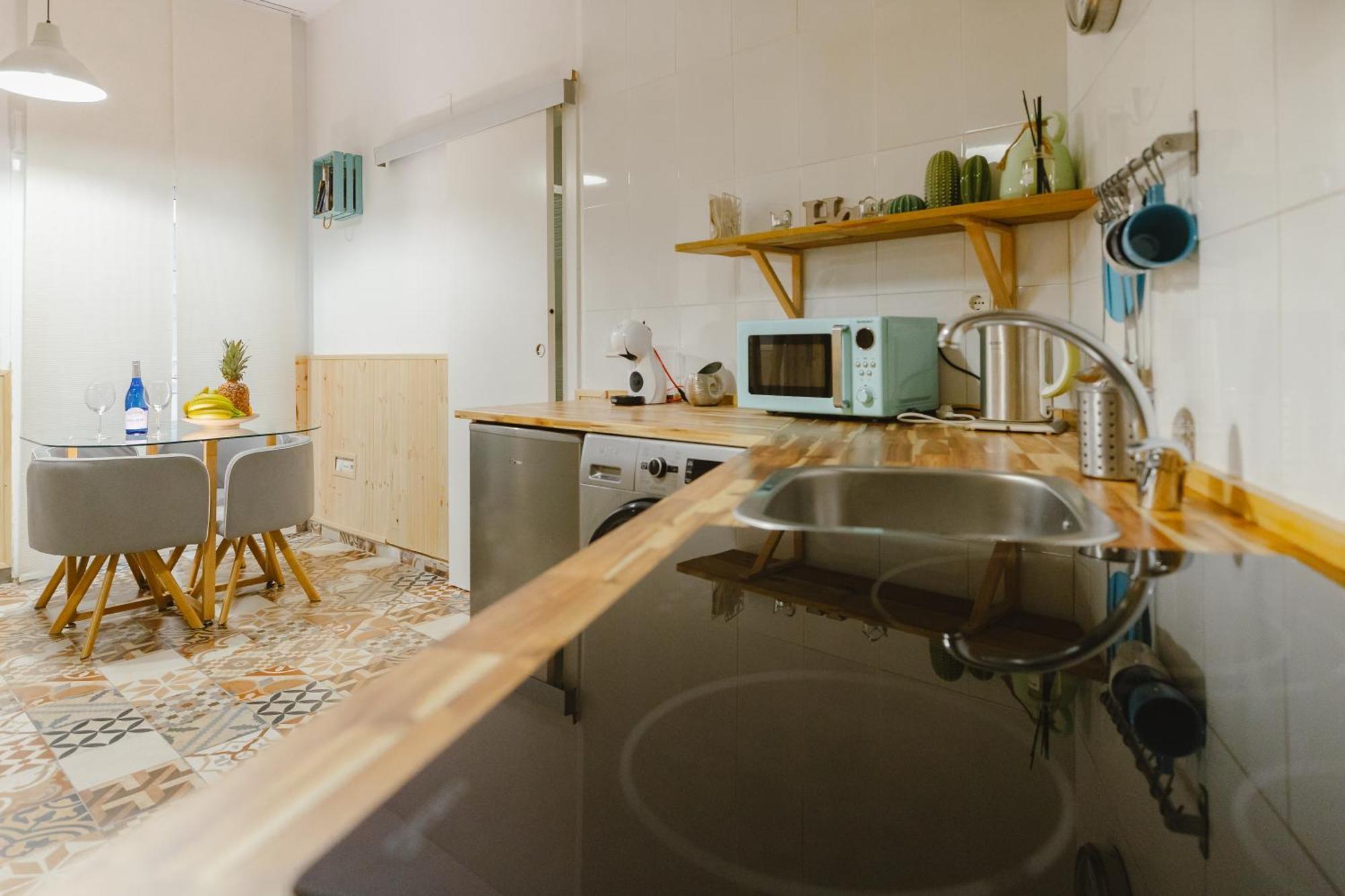 Letsmalaga - Lovely Studio In Malaga Centre Exterior photo